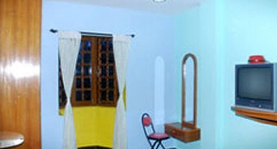 Gayathri Apartments, Chennai 5